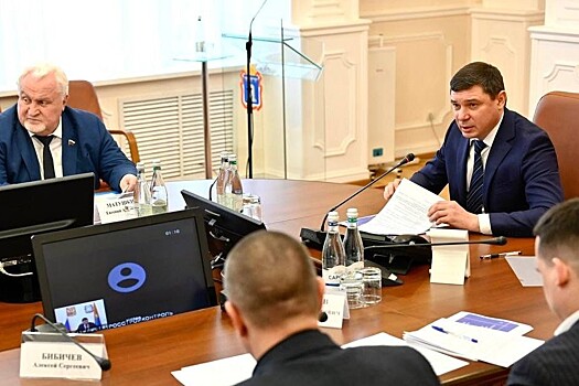 Евгений Первышов поставил перед подрядчиками жесткие сроки по завершению ремонта и строительства объектов 2024 года