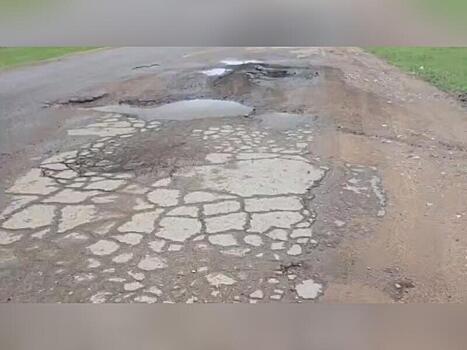 Бастрыкин потребовал доклад из-за разбитой дороги в селе Забайкалья