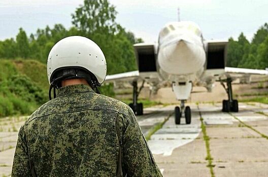 Экс-депутат рады заявил, что Киев планировал угон Ту-22М3 под контролем Запада