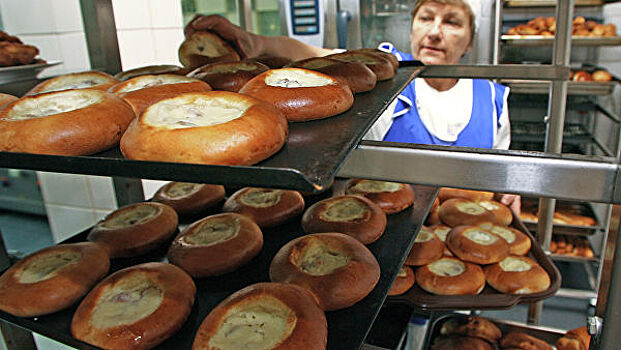 В комитете Госдумы одобрили проект о горячем питании для младшеклассников