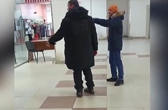 Преподаватель нижегородского вуза устроил пьяный дебош в ТЦ