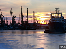 На торговом судне в Черном море произошел взрыв