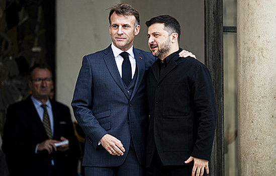 Общие делишки: почему в Европе продолжают встречать Зеленского с распростертыми объятиями