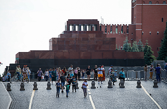 Союз архитекторов объяснил отмену конкурса на реиспользование Мавзолея Ленина