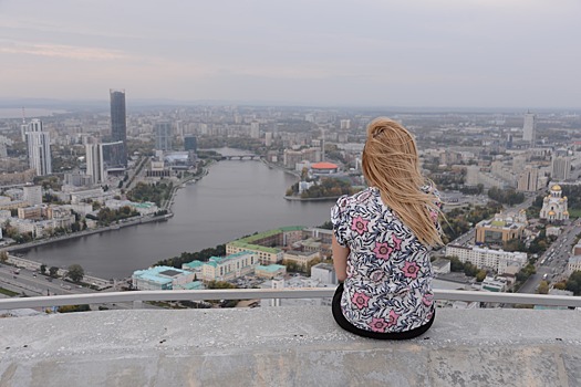 С банями и фитнесом: екатеринбургские бизнес-центры превратились в небольшие города