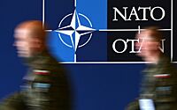 В Британии сообщили, что в НАТО пугают Европу «гибридной войной» с Россией