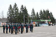 Вешняковские молодые люди побывали на городском Дне призывника, который проходил в 27-й отдельной мотострелковой бригаде, расквартированной в посёлке Мосрентген на юго-западе Москвы. Поездку для ребят от ВАО помогли организовать сотрудники военкоматов по