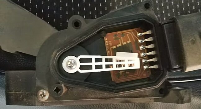 Как почистить электронную педаль газа на автомобилях LADA