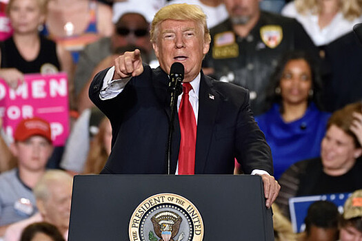 Трамп раскритиковал СМИ за анонимные источники