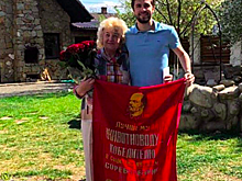 Украинский футболист сфотографировался с изображением Ленина и вызвал возмущение