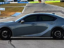Lexus выпустит спецверсию седана IS с атмосферным V8