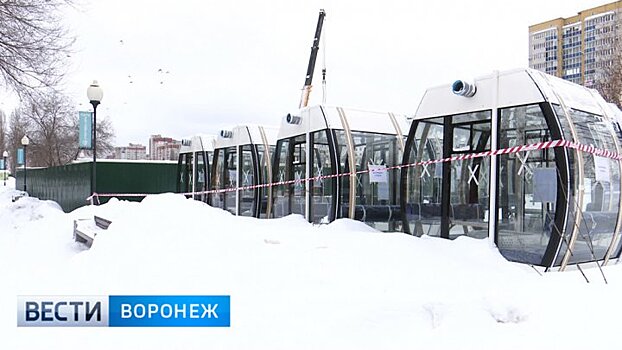 Захватывающий вид на новостройки. В Воронеже начали возводить колесо обозрения