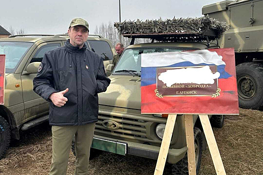 Певец Куприк получил награду за помощь фронту