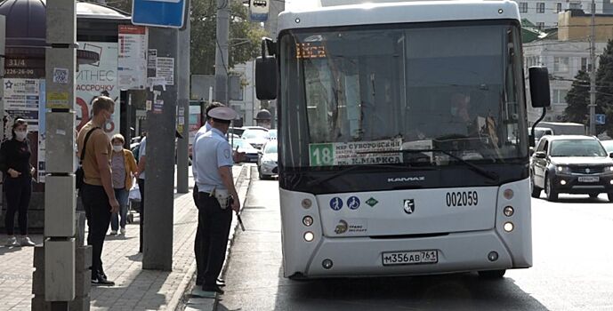 Свыше 100 нарушителей масочного режима выявили в ростовских автобусах