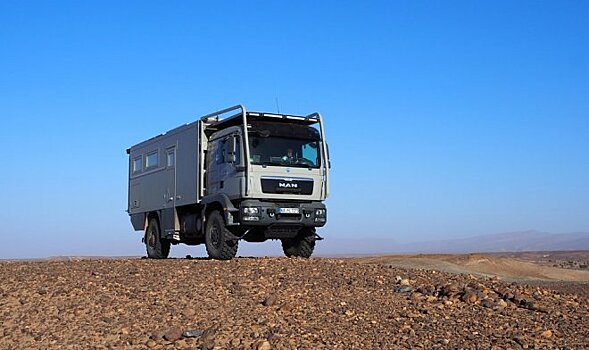 Новый грузовик Unicat MAN MD57 позволит сбежать из цивилизации с невероятным комфортом