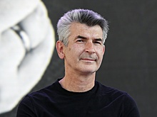 Писатель Андрей Рубанов - об упрощении истории, стереотипах и новой книге о Микояне