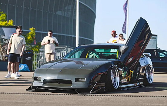 Представлен рестомод Pontiac Fiero GT с дверями Lamborghini