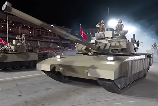 СМИ: КНДР представила танк М2020 на основе советского Т-62