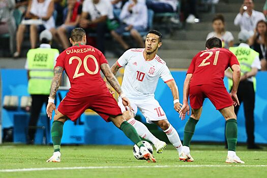 Тьяго Алькантара покинул тренерский штаб «Барселоны» спустя месяц работы