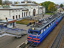 Больше 20 человек погибли под поездами в Костромской области
