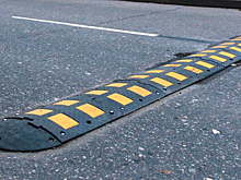 Ремонт «лежачего полицейского» провели во дворе на Открытом шоссе