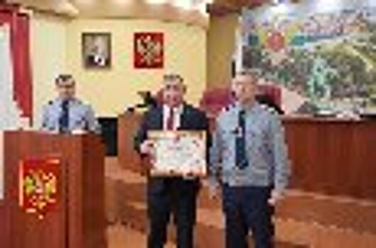 Начальник УФСИН России по Республике Башкортостан Сергей Кудрявцев вручил награды главам городов региона и муниципальных районов Уфы