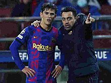 «Барселона» победила «Севилью» дома (1:0) благодаря автоголу Рамоса на 76-й