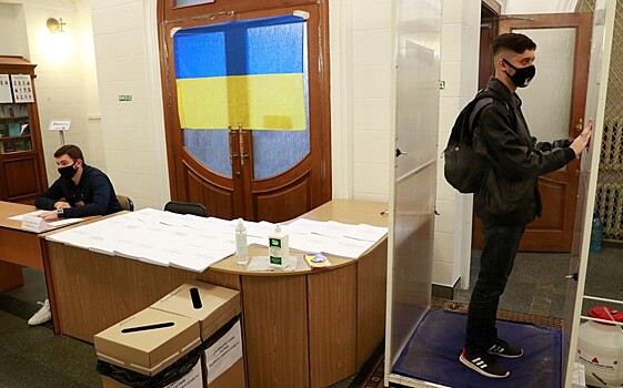 Партия Зеленского выиграла местные выборы