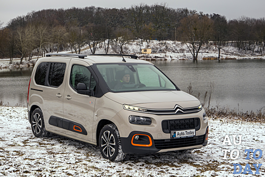 Зимний тест-драйв Citroen Berlingo: Дорога дальняя, полтонны книг