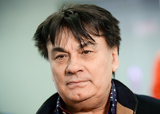 Александр Серов объяснил, почему попросил дочь и внуков съехать