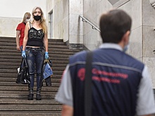 В России масочный режим могут отменить к лету, заявили вирусологи