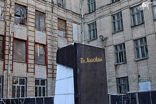 Сальдо прокомментировал снос памятника Маяковскому в Херсоне