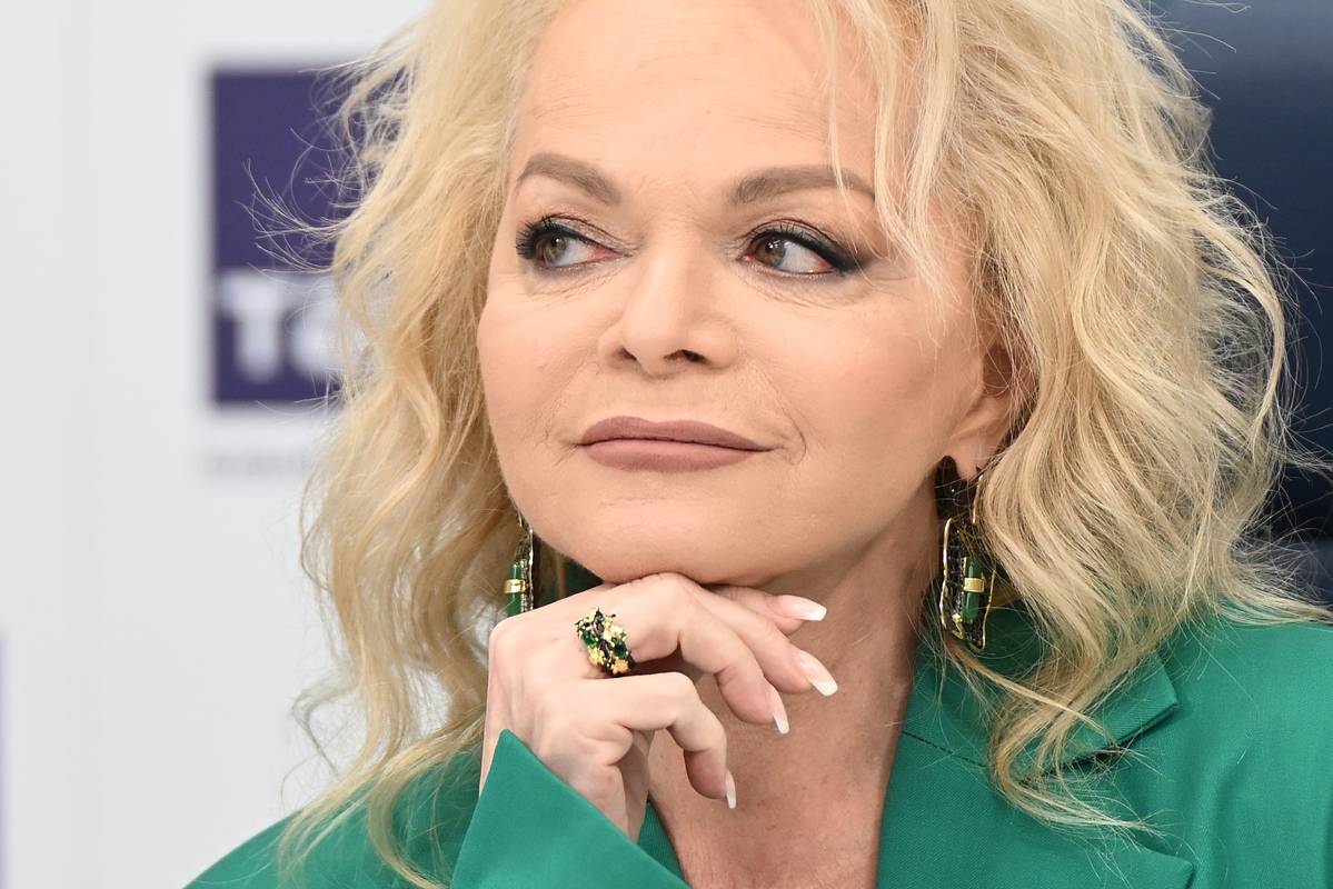 Раскрыто отношение Долиной к сделкам по продаже ее квартиры