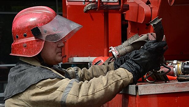 В Новой Москве горит жилое здание