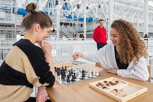 В Петербурге откроют новый клуб по игре в шахматы и шашки
