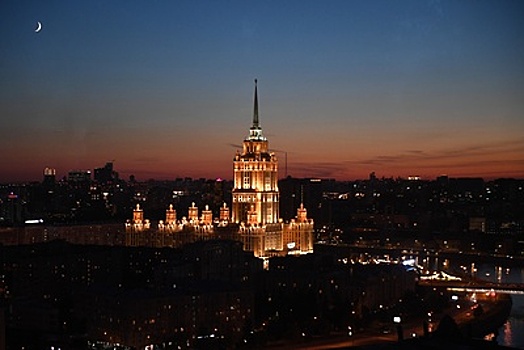 Гостиница «Украина», ТРЦ «Европейский» и фудмолл «Депо» отключат подсветку в «Час Земли»