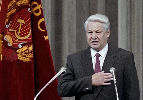 «Надо забрать у него водку и Кремль»: как Ельцин стал президентом