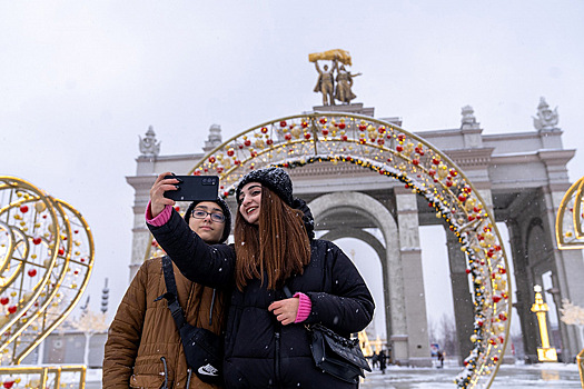 Зимняя фотопрогулка, концерт и литературные представления: на ВДНХ открыли три познавательных маршрута