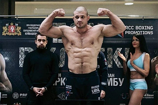 «Уральский Халк» подерется с американцем на турнире UFC в России