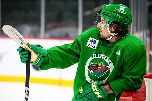 Хуснутдинов набрал первое очко в НХЛ в матче с «Анахаймом»