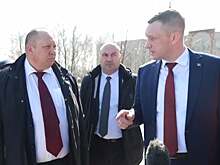 Картинки вместо дома для «аварийников» и низкие зарплаты. Бусаргин распек власти Вольского района за плохую работу