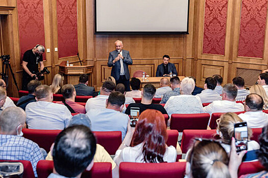 Лидеры коммунистов и социалистов Молдавии провели встречи с представителями  диаспоры в Москве и Петербурге