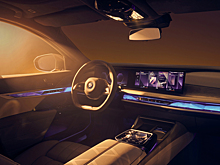 Дизайнер BMW предрек скорый конец моды на гигантские экраны