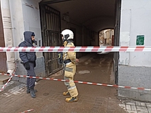 В аварийном доме в Омске рухнул потолок: никого не заботит безопасность