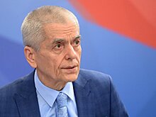 "Не ходить в эти харчевни": Онищенко назвал фаст-фуд "мусорной едой"