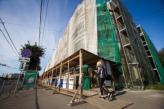 Солнечные батареи на фасадах: Алиханов поделился новой идеей по капремонту домов в Калининграде  