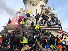 Как протестное движение уничтожает бюджет и увеличивает госдолг Франции