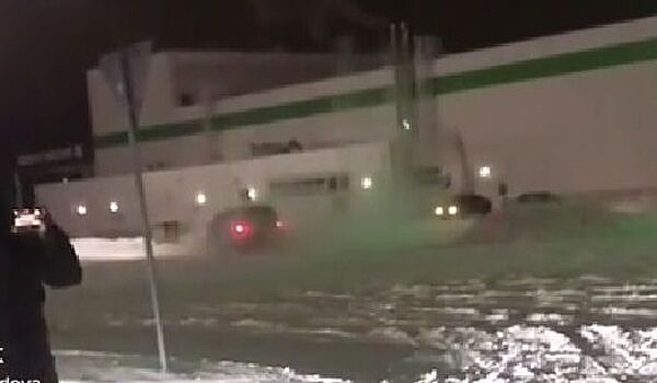 «Деградация молодежи»: юные дрифтеры заставляют костромичей выть на Луну