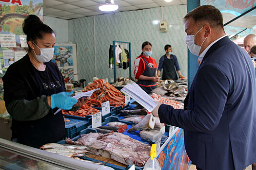 Рейды по рынкам Владивостока провело региональное правительство