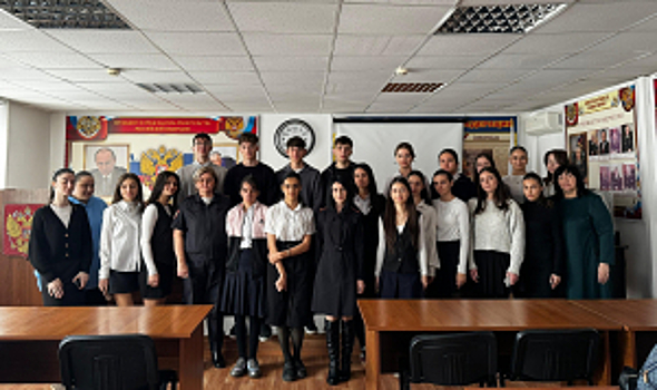 В ОМВД России по Дигорскому району Северной Осетии состоялась профориентационная встреча со старшеклассниками